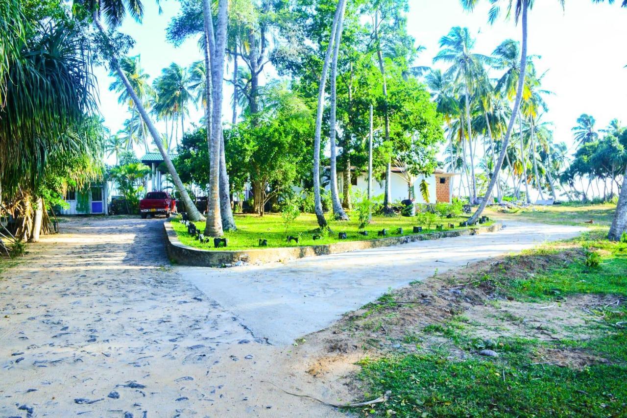 Helios Beach Resort Tangalle Luaran gambar