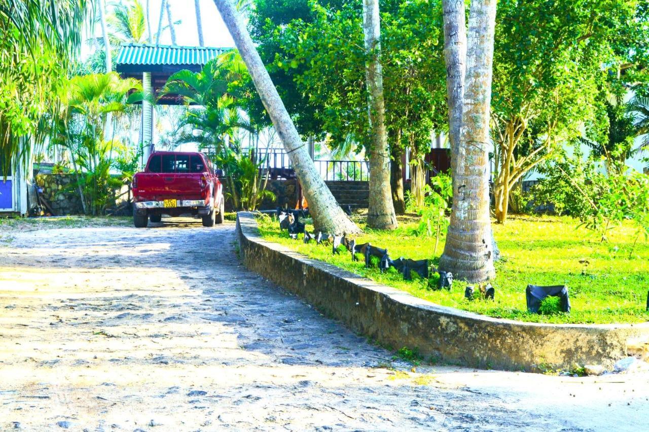Helios Beach Resort Tangalle Luaran gambar