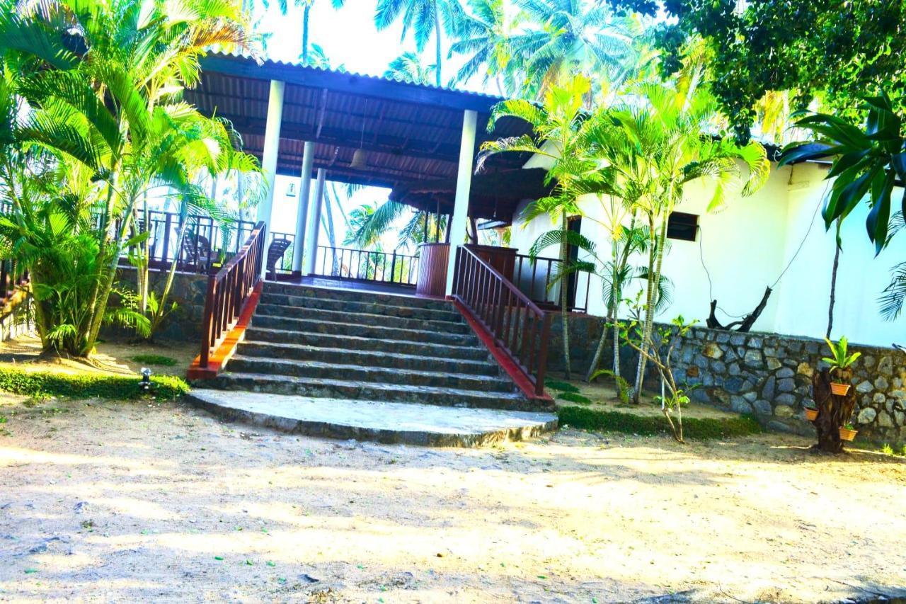 Helios Beach Resort Tangalle Luaran gambar