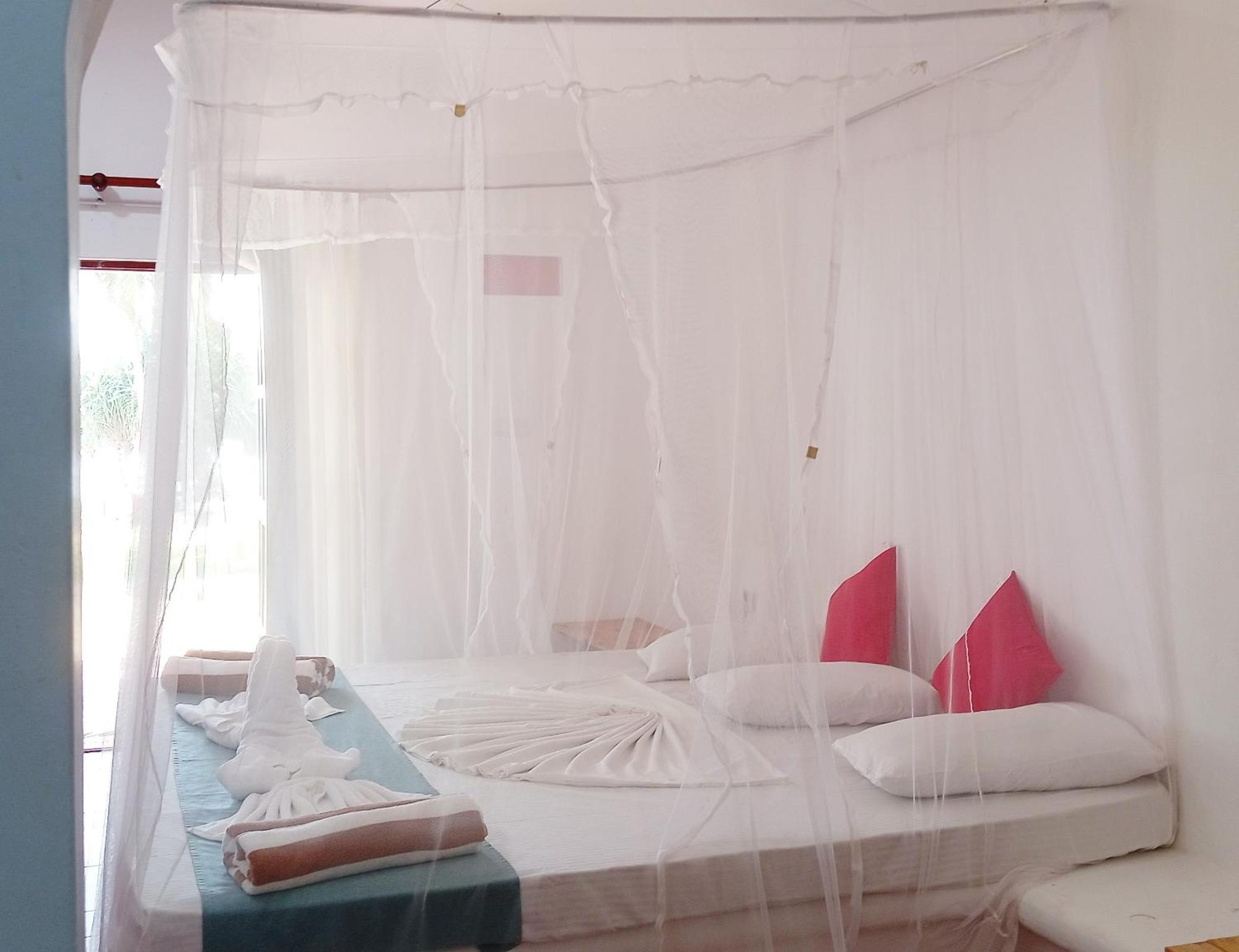 Helios Beach Resort Tangalle Luaran gambar