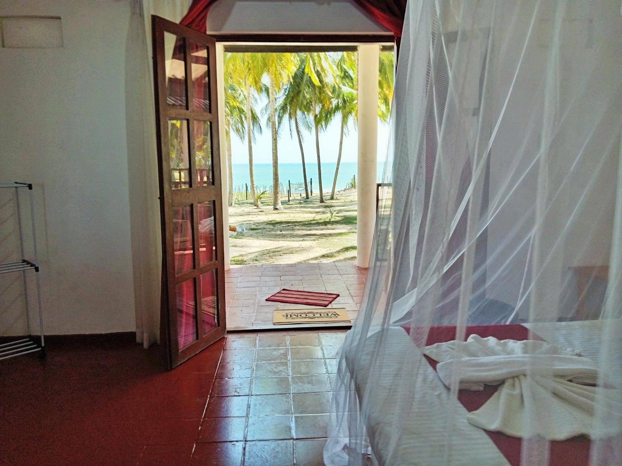 Helios Beach Resort Tangalle Luaran gambar
