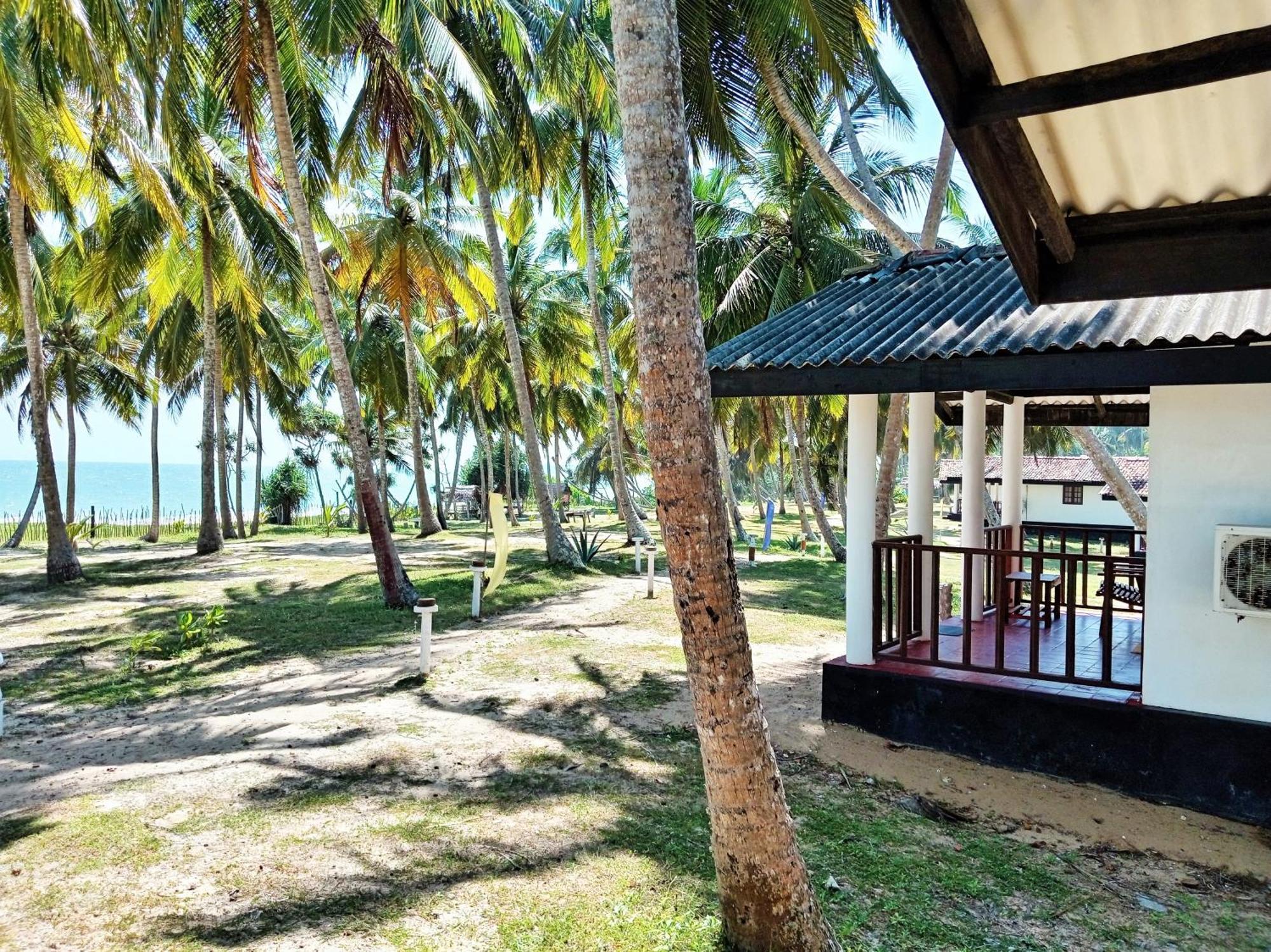 Helios Beach Resort Tangalle Luaran gambar