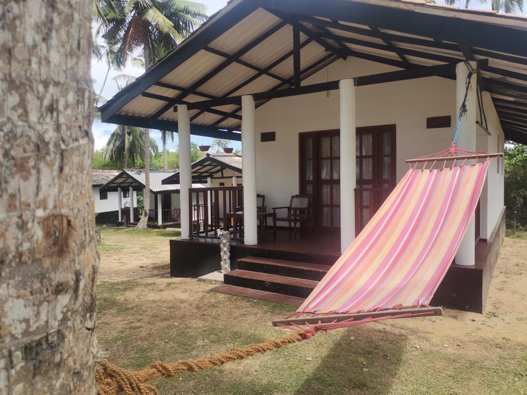 Helios Beach Resort Tangalle Luaran gambar